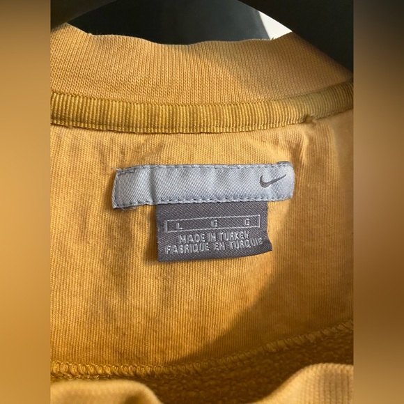 Vintage Nike Embroidered Spellout Crewneck - Picture 5 of 8